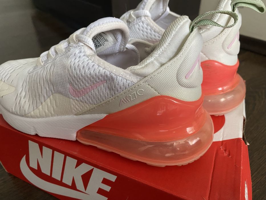 Nike Air Max 270