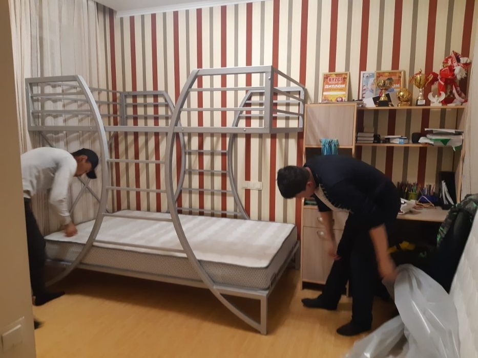 Прочная и устойчивая двухъярусная кровать для взрослых (двухярусная)