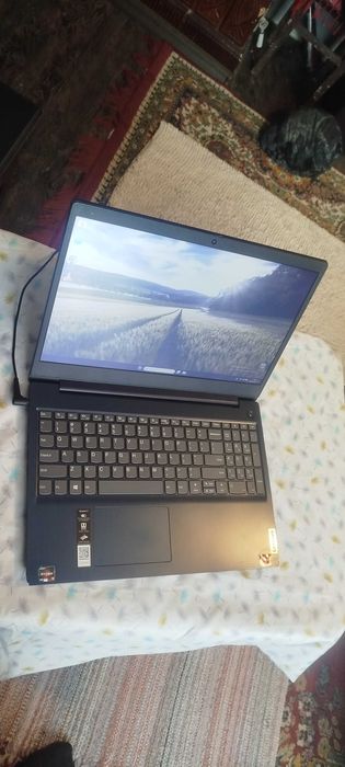 Laptop Lenovo Ideapad 3, Ryzen 5, 12Gb RAM, SSD M2 nVme