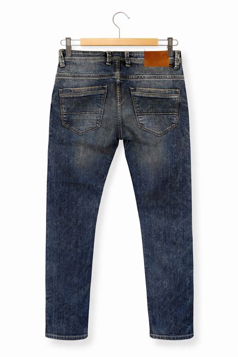 Дънки на Dsquared2.