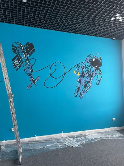 Роспись стен. Художники. Мурал рисунки на стене.