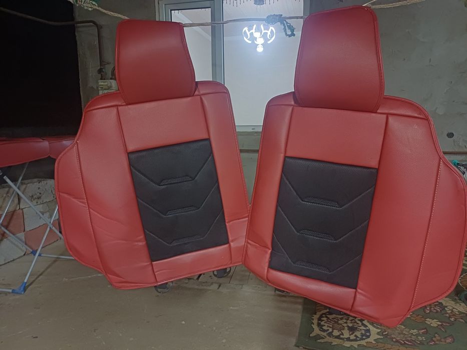 универсальный чехол бордовый, черный