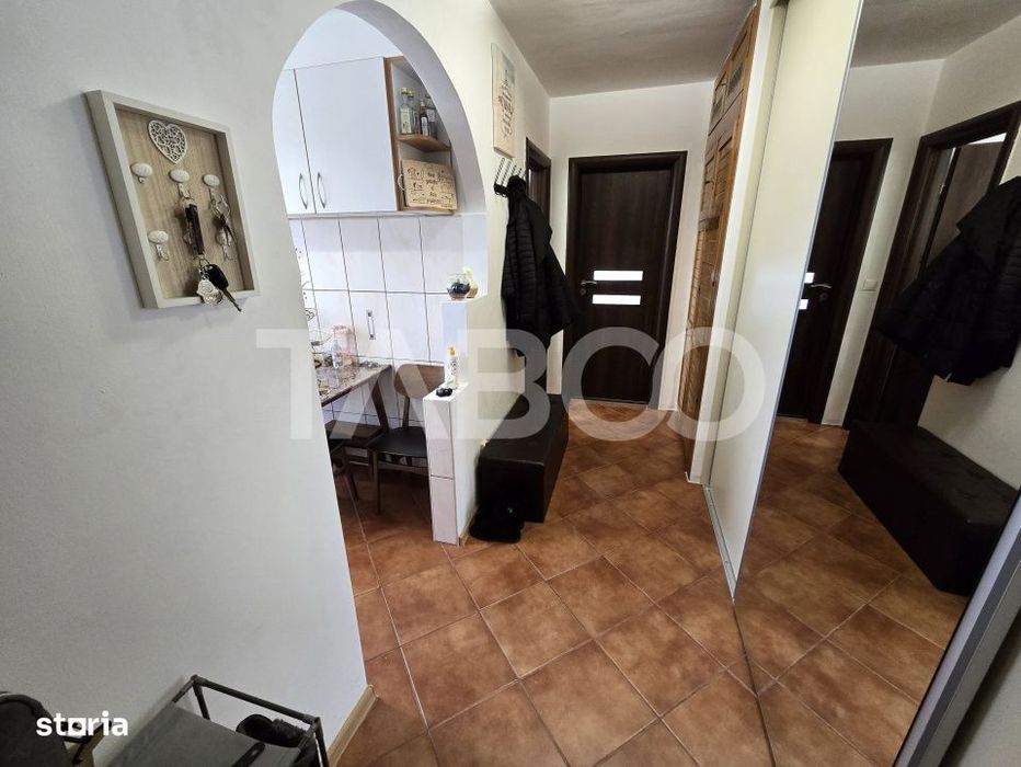 Apartament 2 camere de vanzare mobilat cu balcon in Terezian Sibiu