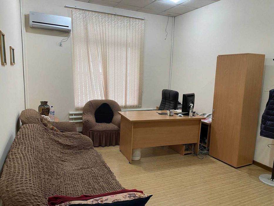 Нежилой 1 линия 8.7 сотки ор-р Центр Луначарский, Турон банк, РОВД !