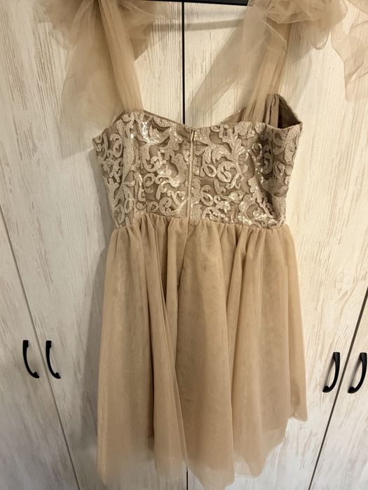 Бежова рокля  Christine fashion