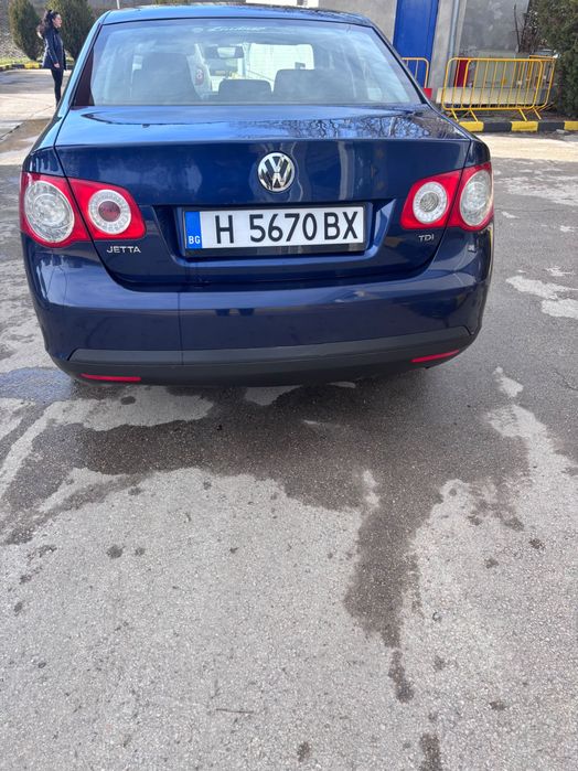 Продавам vw Jetta