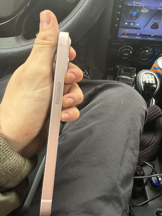 Продам за 140 срочно 256 гб акб 100