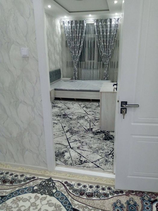 Oqiydigan va ishlaydigan qizlarga kvartira bor