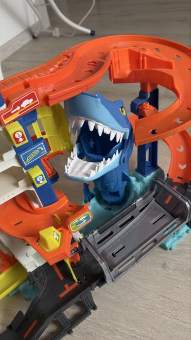Traseu Hot wheels rechin