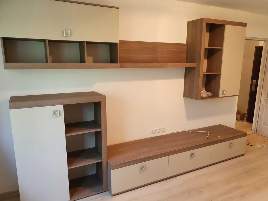 De inchiriat - Apartament central cu 3 camere