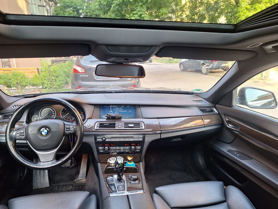 Bmw seria 7 2010
