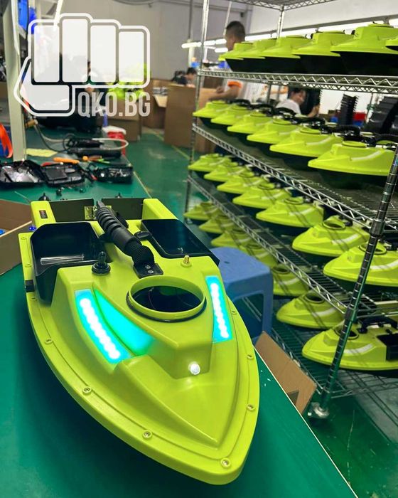 Лодка за захранка 4 коша, 100 точки GPS автопилот и компас D20 D19