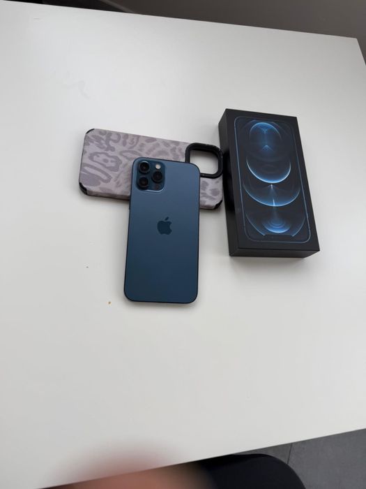 Vand IPhone 12 Pro Max