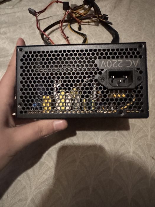 Sursa segotep 550w noua