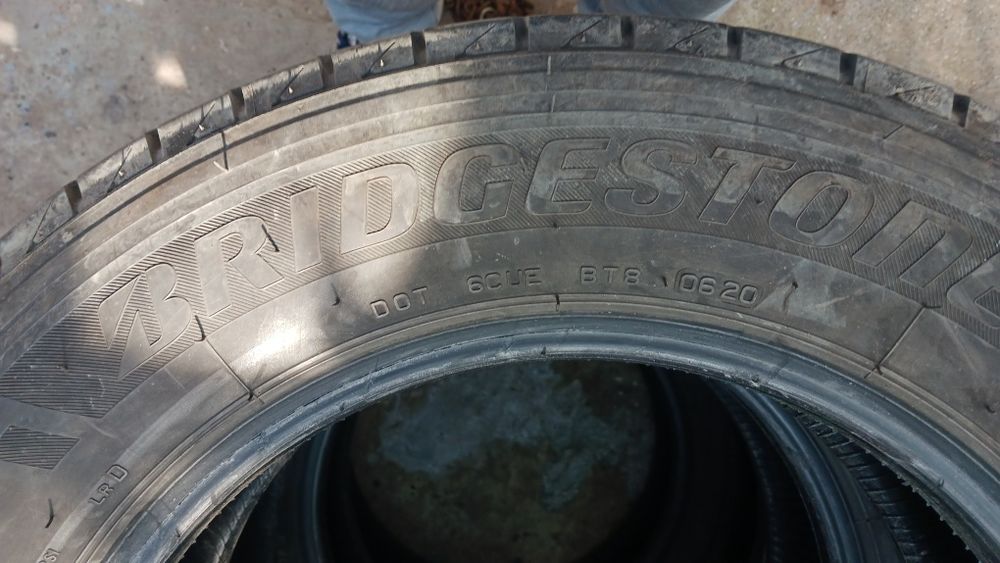 Букови гуми 215 65 16С