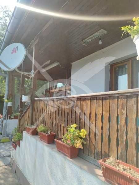 Продава се Къща в София, Хладилника - 100 кв.м за 1850 €/кв.м - Снимка #2