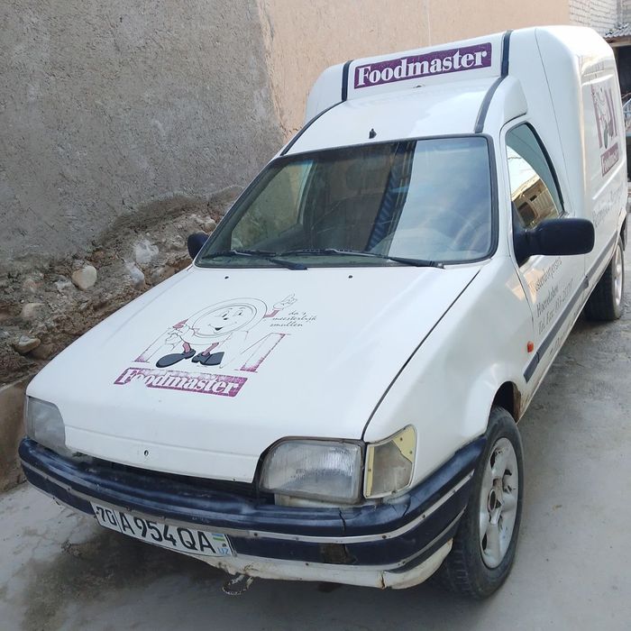 Ford kuryer pultopar avtomobil sotiladi