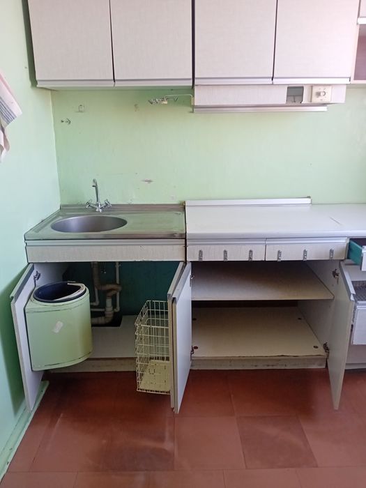 Кухонный гарнитур 2,2 метра