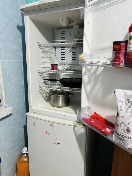 Холодильник рабочий