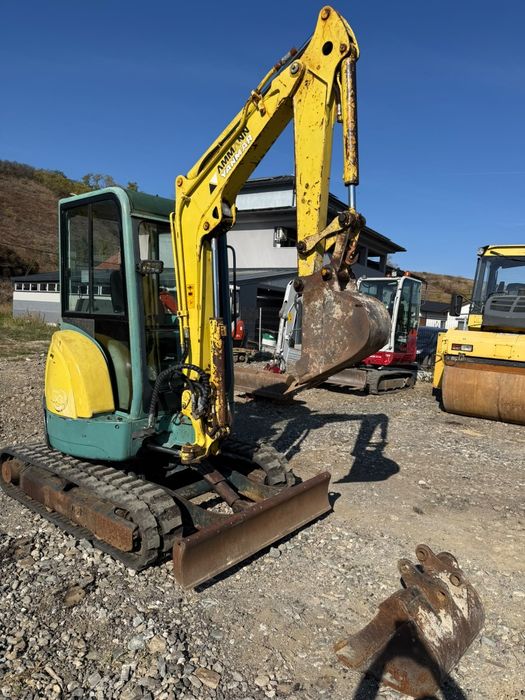 Miniexcavator Yanmar VIO 30-2, Greutate 3.3Tone, An 2004