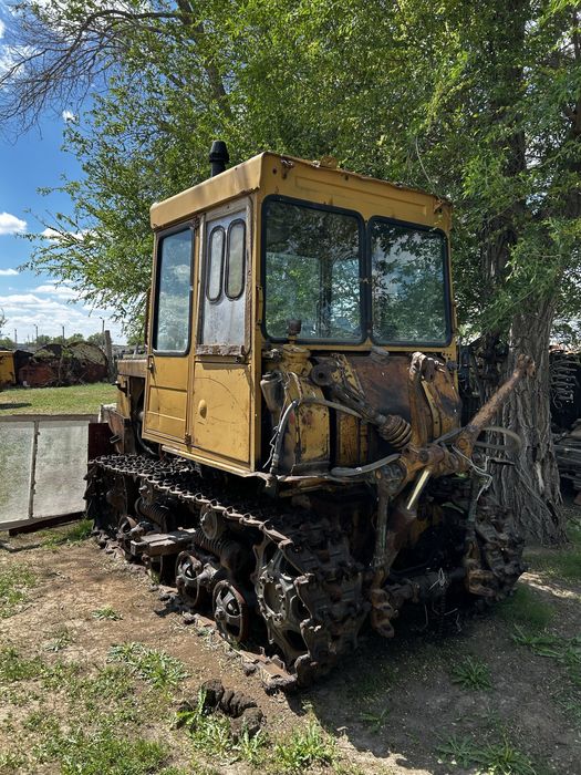 ДТ трактор        .