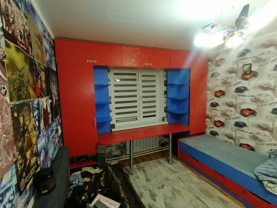 Детский гарнитур к окну 295х230