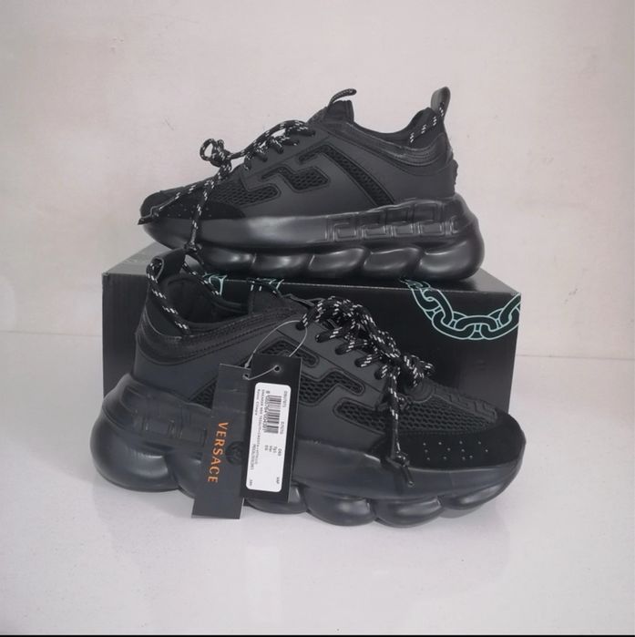 Versace chain reaction