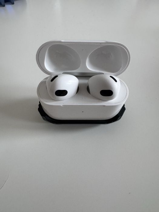 AirPods 3 cititi descrierea