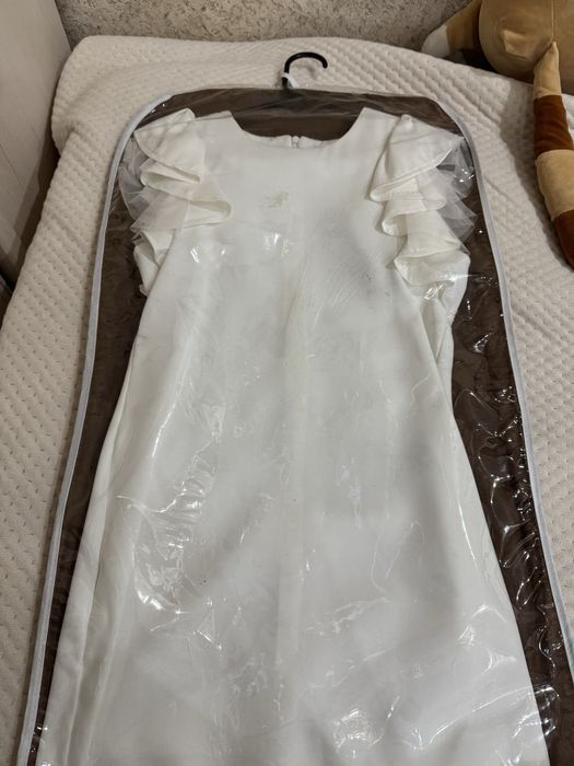 Детское белое нарядное платье