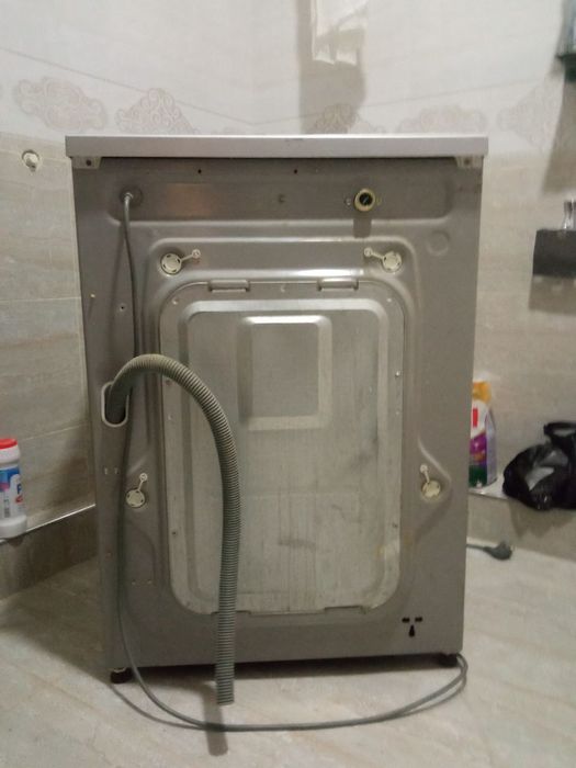 Срочно продам стиральная машинка инвертор