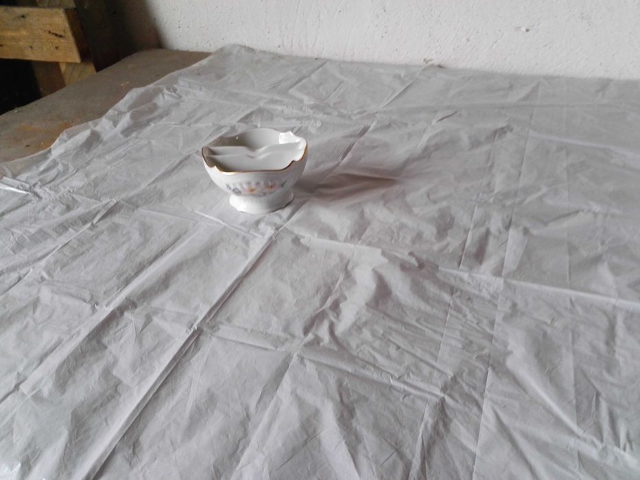 Serviciu de masa din portelan