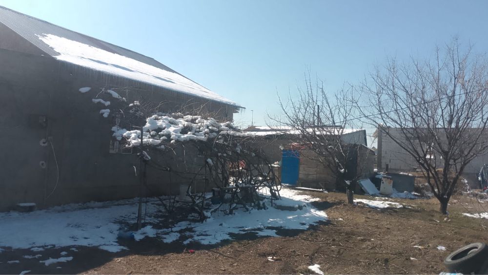 Үй сатылады 4 бөлмелі