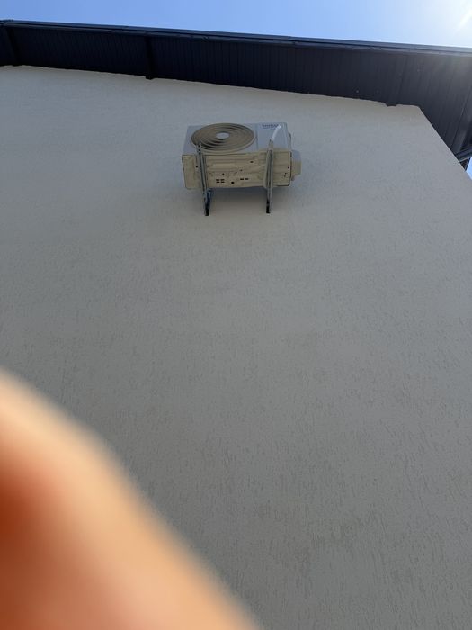 Montaj Aer conditionat Incarcare Freon