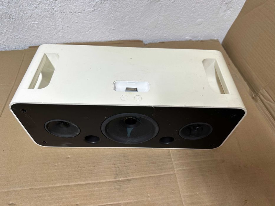 Тонколона - Apple HIFI A1121