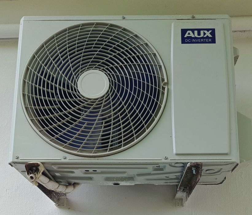 Konditsioner AUX 12talik 1yil ishlatilgan