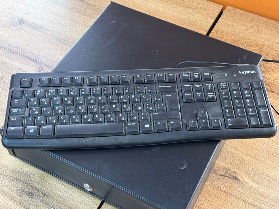 Моноблок+принтер для чеков+кассовый ящик