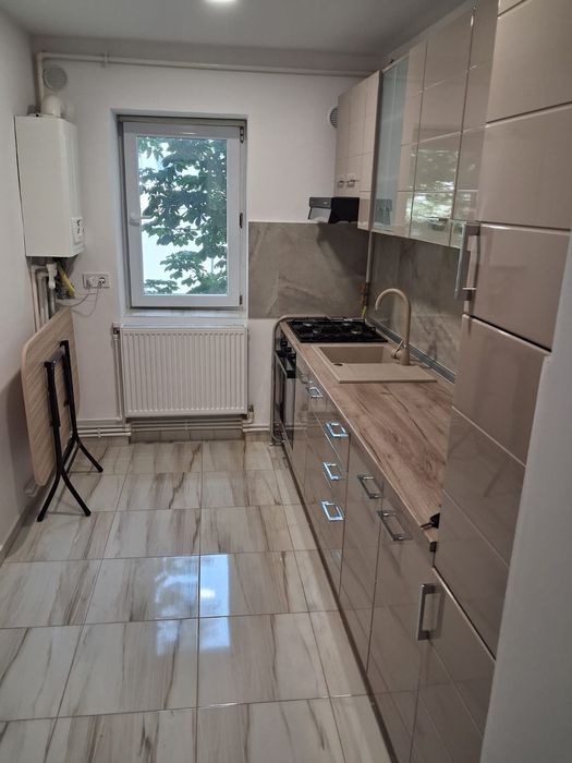 Apartament 2 camere de închiriat în zona V-uri