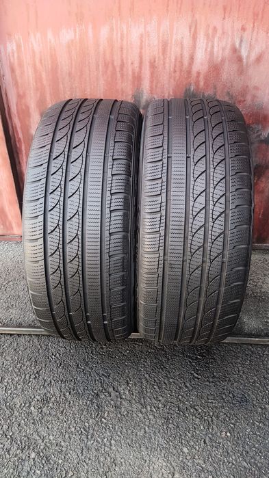 2бр. зимни гуми 235/45/18 Minerva 
dot2823