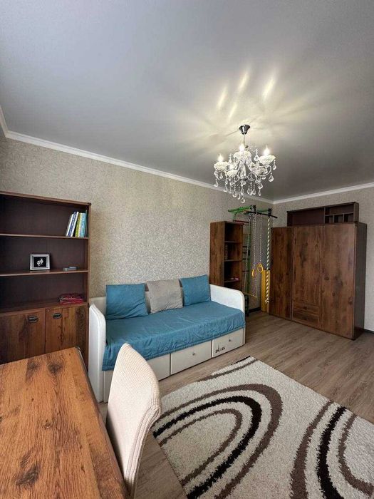 Продам 3 ком кв на Жана кала