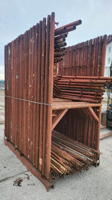 Vand diferite  modele de schela și popi