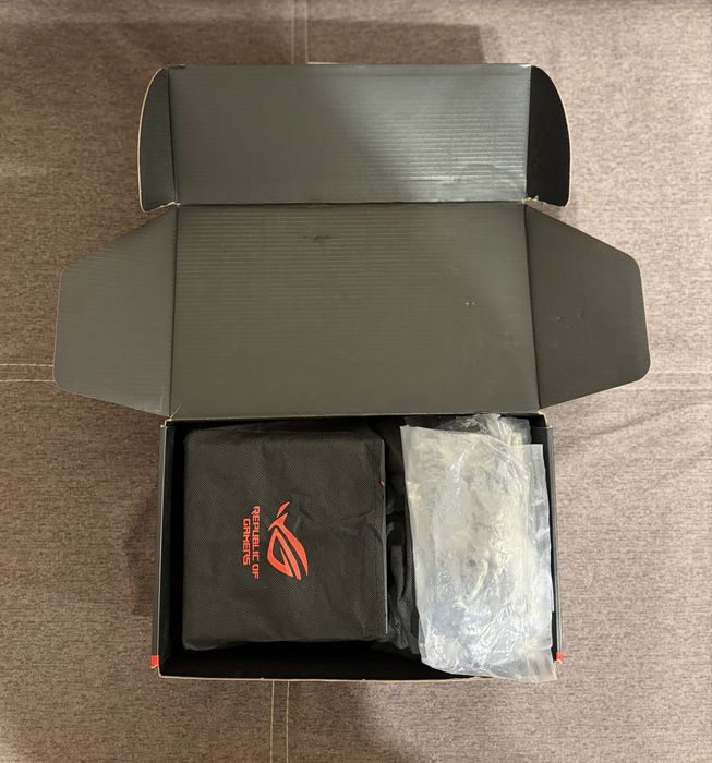 Продам блок питания Asus 850W