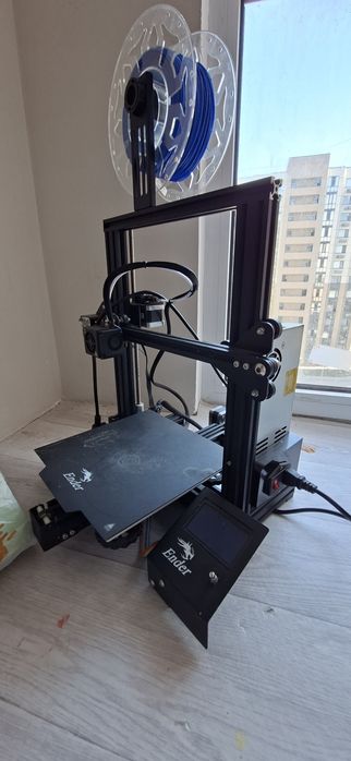 Продам 3Д принтер Ender