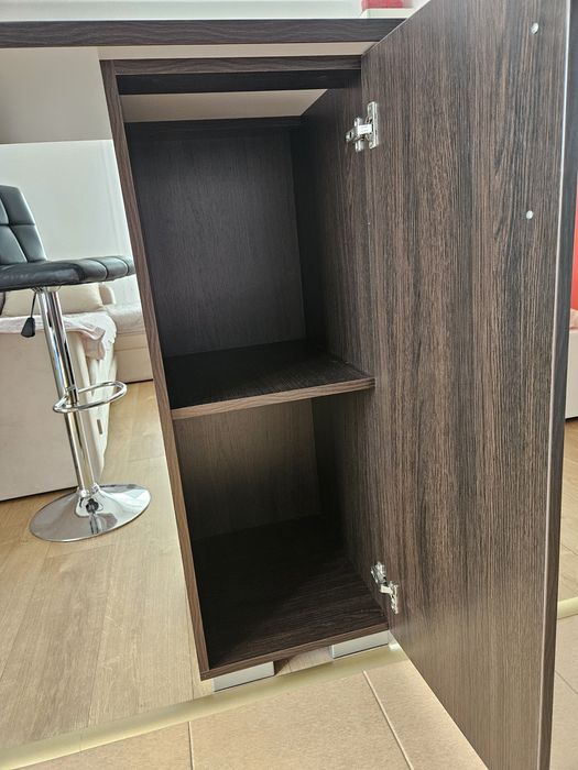Mini bar + 4 scaune