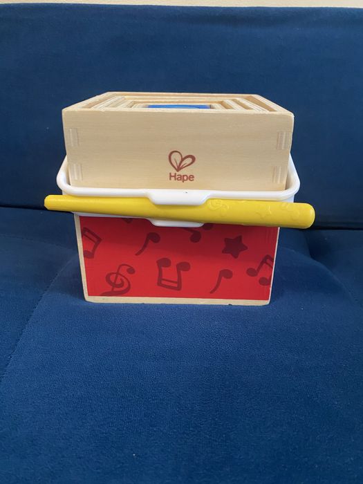 Дървена музикална играчка