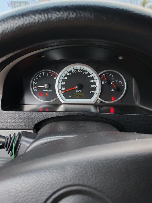 Жентра 1,5 сотилади