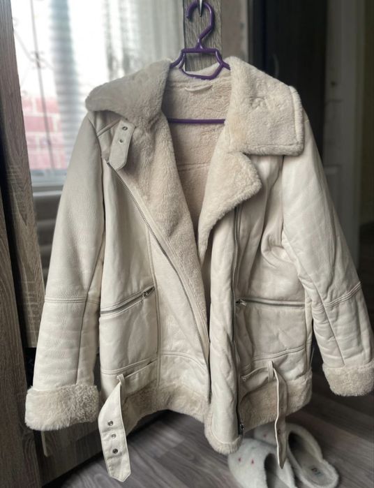 Продам две куртки за 10 тыс