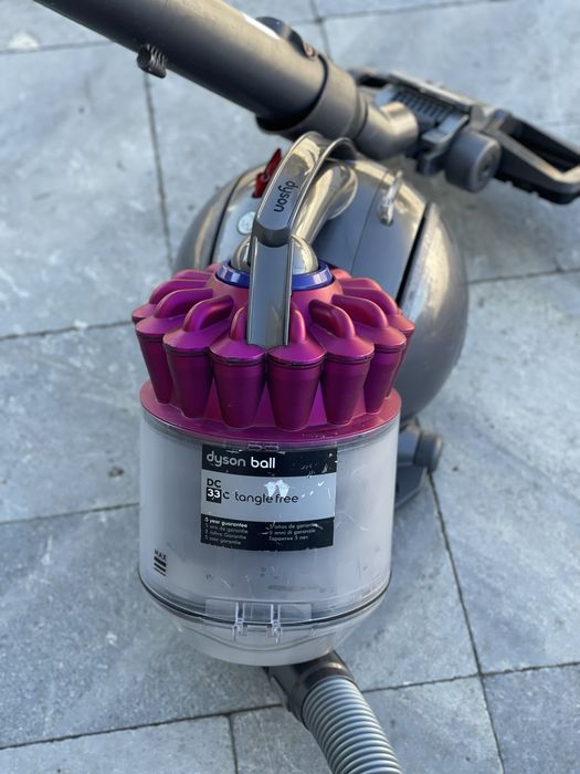 Прахосмукачка Dyson DC 33C