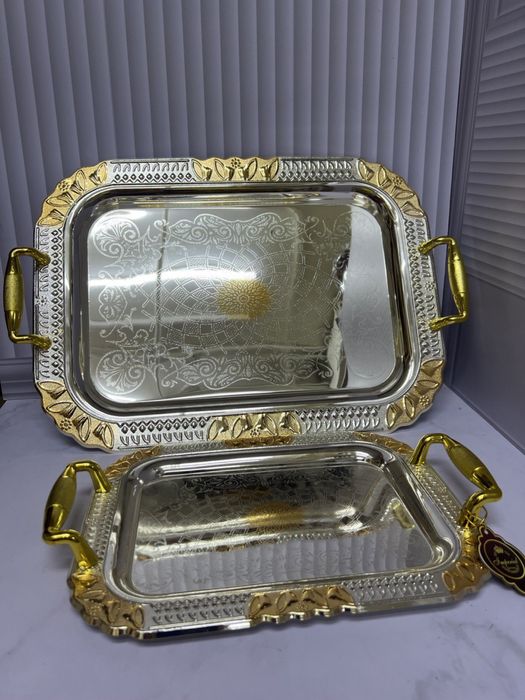 Набор подносов