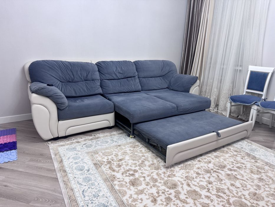 Продам диван 2в1 отличного состояние