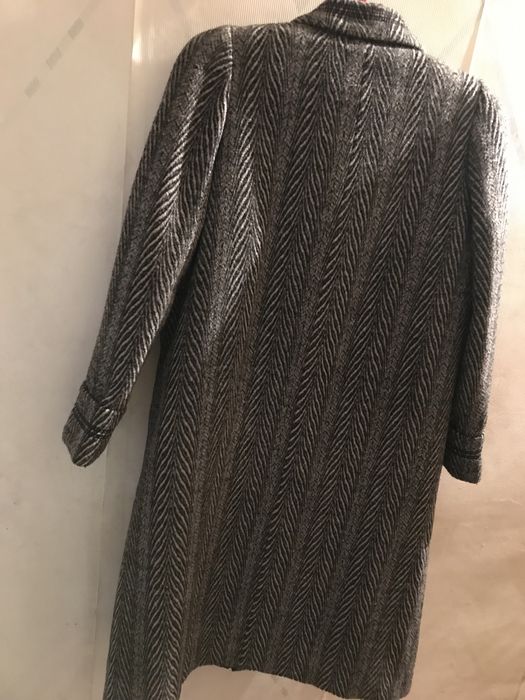 Пальто зимне-весенние